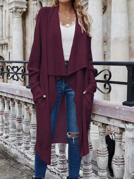 A Long Knit Coat
HFLHHSFP7P