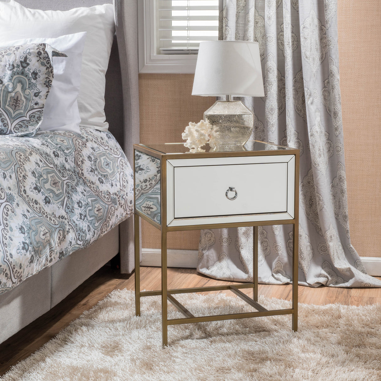 White  Mirrored Nightstand with 1 Drawer, Small End Side Table with Storage, Modern Bedside Bed Table with Metal Frame for Small Space, Bedroom and Living Room, White,  18.90"L x 15.75"W x 26.40"H
